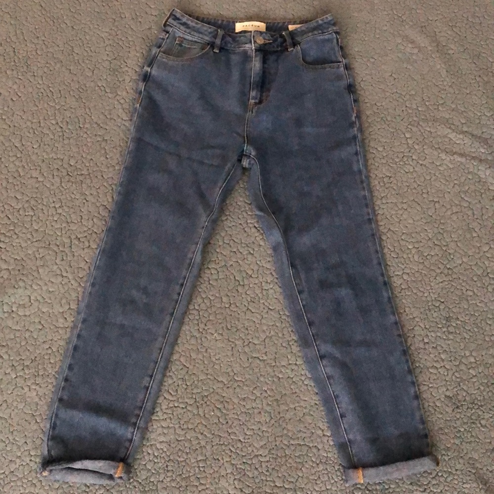 High waisted jeans